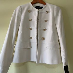 Zara white medium hook jacket with Gold buttons, brand new with tags. €60.
